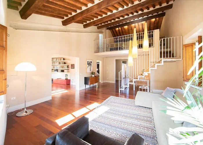 Casa Della Luce Luxury アパート ルッカ